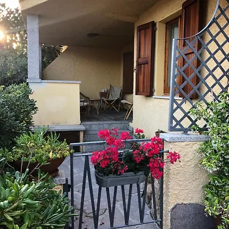 Casa La Tanca * イーゾラ・ロッサ